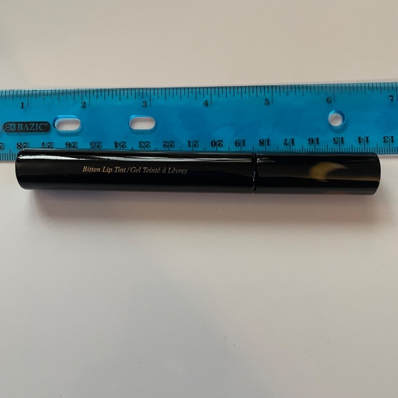 Victoria Beckham Bitten Lip Tint Poupette Hydrating Lip Gelée - Picture 7 of 8